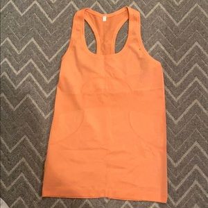 workout tank top